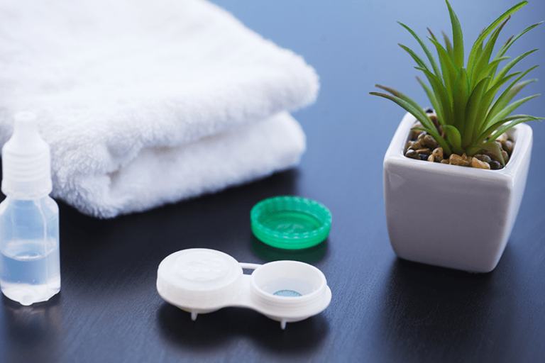 Comment nettoyer ses lentilles de contact